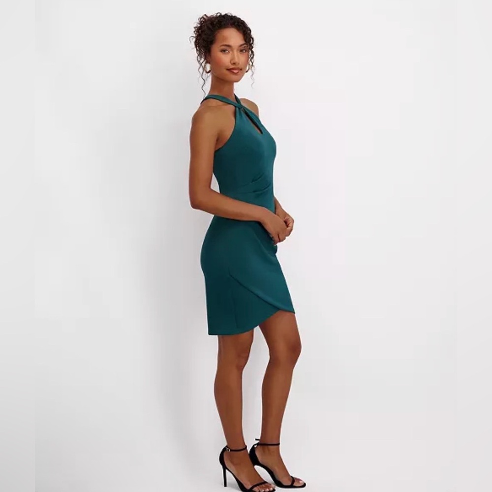 Siena keyhole bodycon dress, green, size 8, excellent used condition